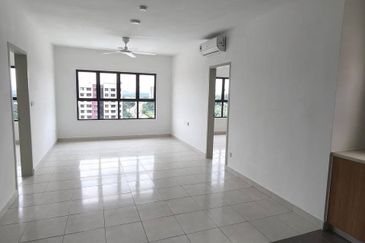 Arena Residences @ Warisan Puteri