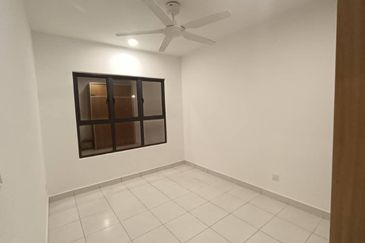 Arena Residences @ Warisan Puteri