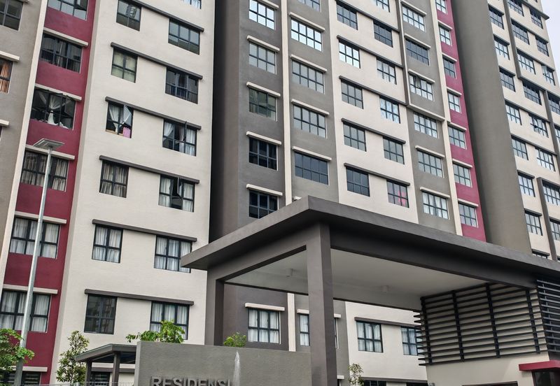 Arena Residences @ Warisan Puteri *