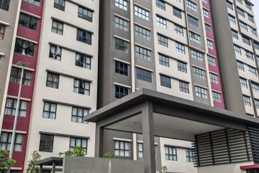 Arena Residences @ Warisan Puteri