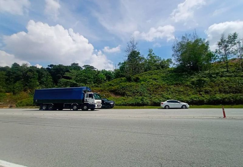 JALAN PUNCAK ALAM JAYA