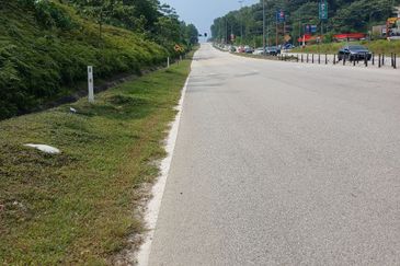JALAN PUNCAK ALAM JAYA