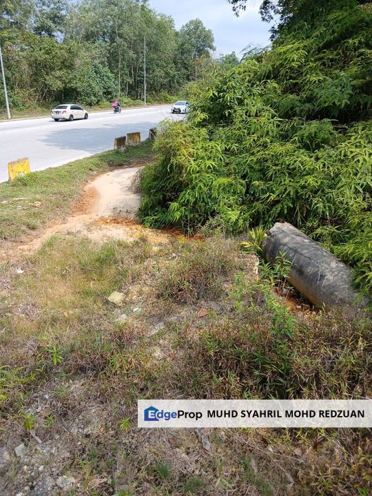 Tanah tepi Jalan Persiaran Mokhtar Dahari - Puncak Alam untuk dijual, Selangor, Bandar Puncak Alam