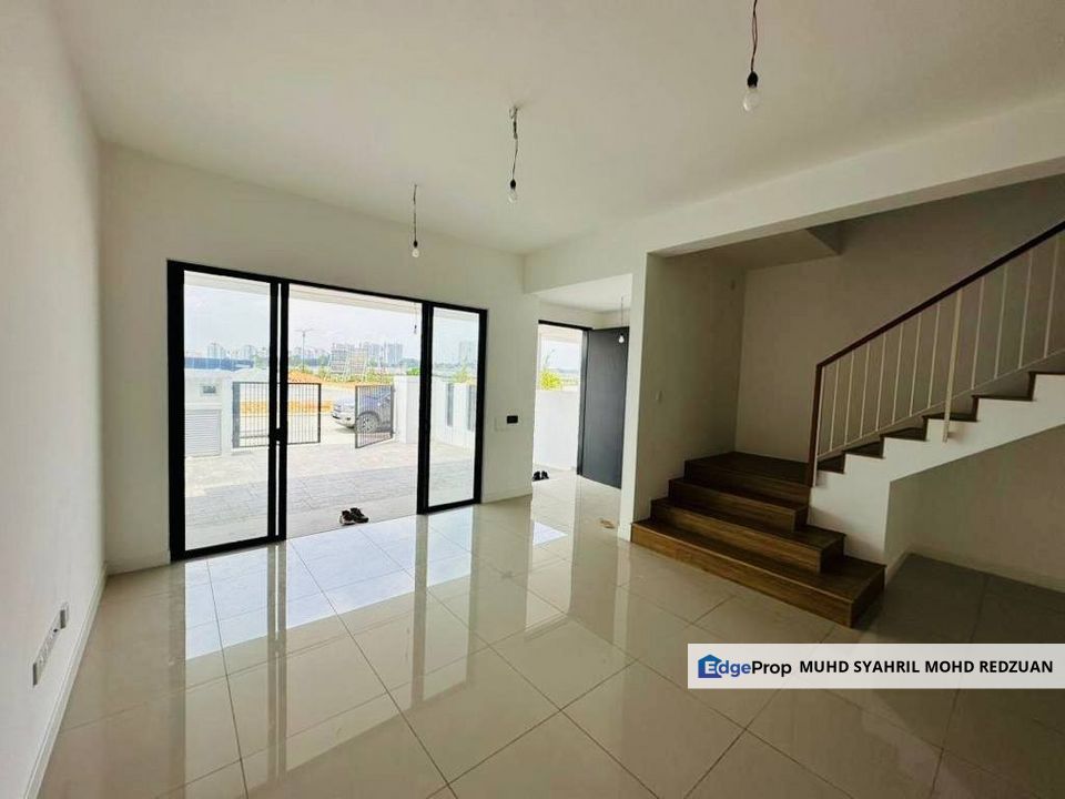Serenia Aiora, Dengkil Double Storey for Sale, Selangor, Dengkil