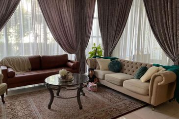 Symphony Hills Schumann