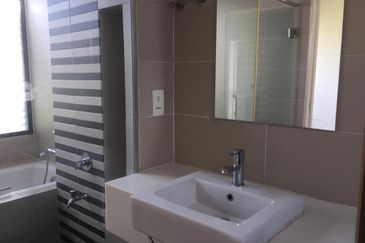 Mozart, Symphony Hills