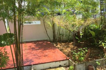 Mozart, Symphony Hills