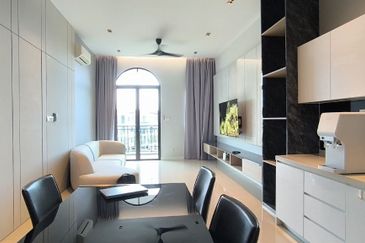 Isle of Kamares, Setia Eco Glades