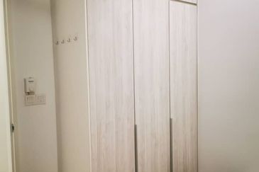 Kenwingston Square Garden