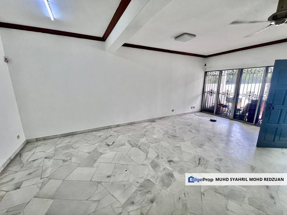 2 Storey Terrace Taman Bukit Puchong , Selangor, Puchong
