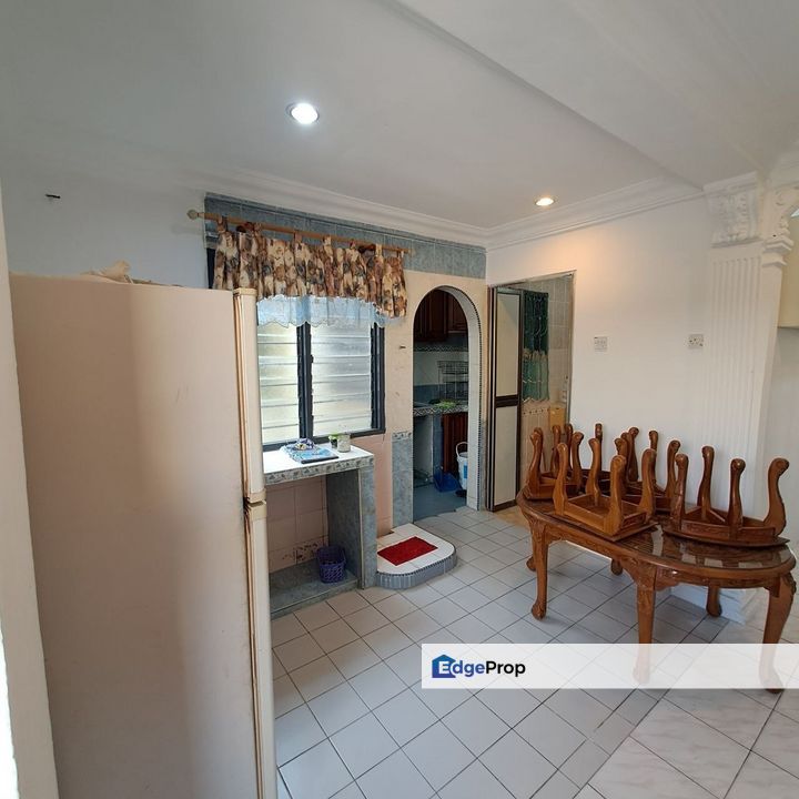 APARTMENT TERATAI, TAMAN TUN TEJA RAWANG, Selangor, Rawang