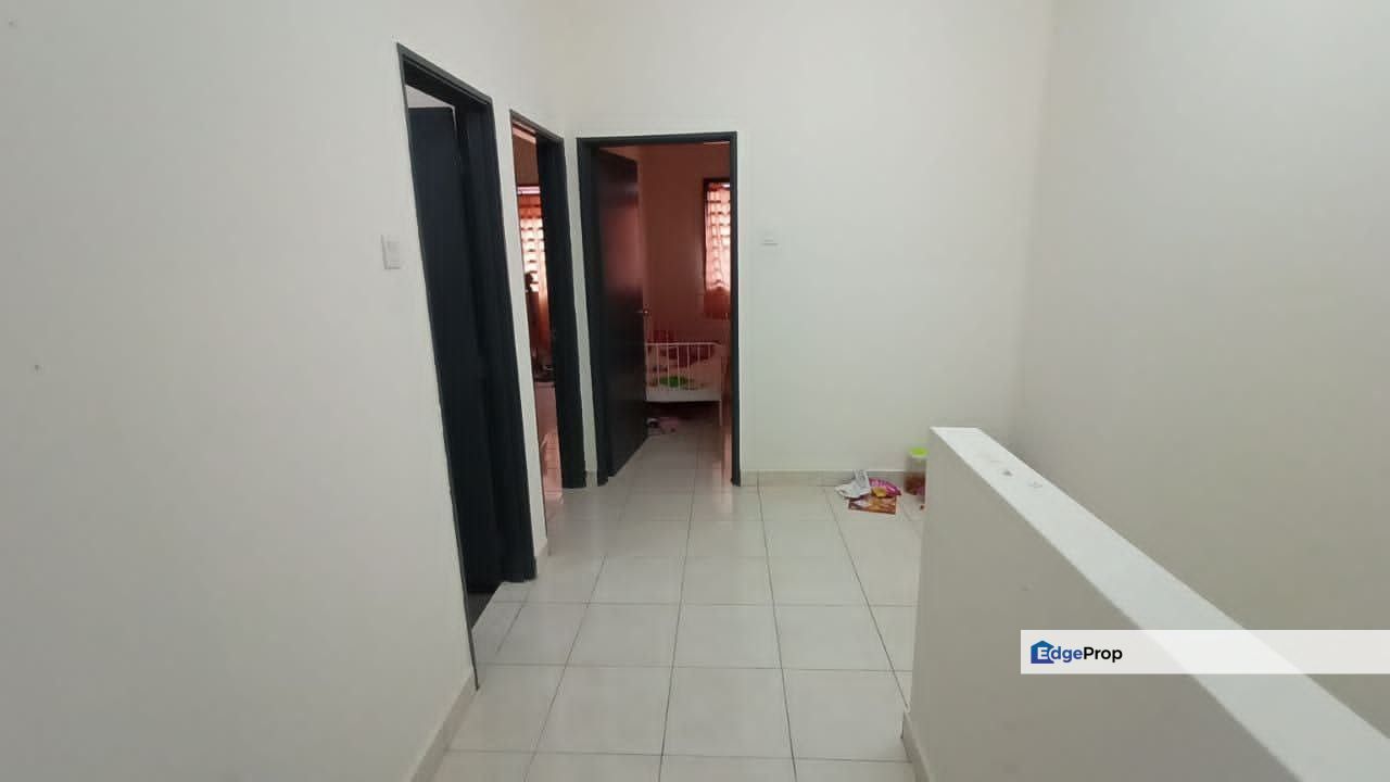 Double Storey Terrace Intermediate @ Sari Alamanda Parklands Rawang , Selangor, Rawang