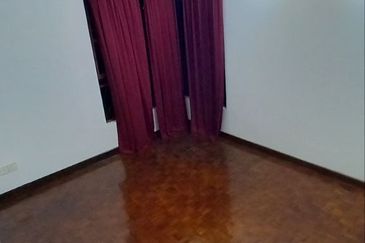 Villamas Condominium