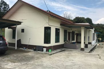 Kampung Jenderam Hulu