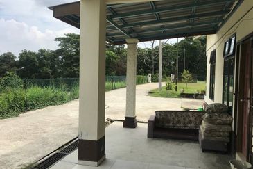 Kampung Jenderam Hulu