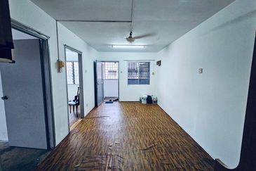 Seksyen 4 Wangsa Maju Flat