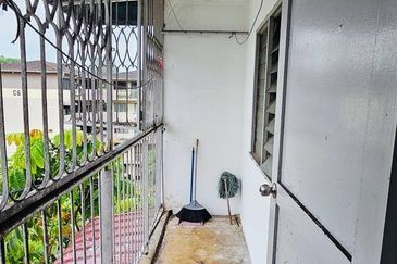 Seksyen 4 Wangsa Maju Flat