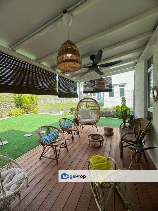 (Magika) FF 2.5 Storey Bungalow Tmn Lama Puteri for Sale, Negeri Sembilan, Seremban