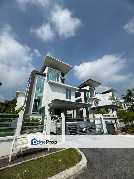 (Magika) FF 2.5 Storey Bungalow Tmn Lama Puteri for Sale, Negeri Sembilan, Seremban