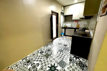 Taman Dahlia, Sepang