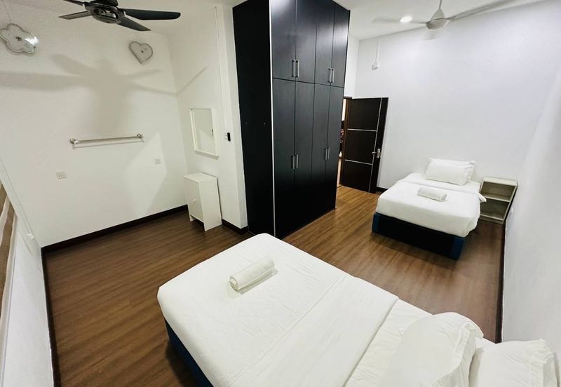 Taman Dahlia, Sepang