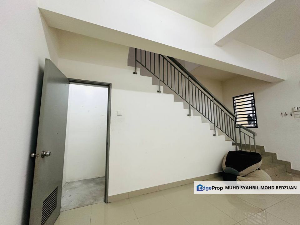 Double Storey 96 Residence, Salak Perdana, bdr Baru Salak Tinggi For Sale, Selangor, Sepang