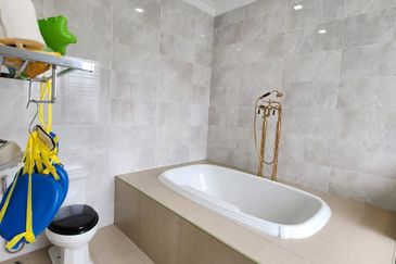 Clover Garden Residences