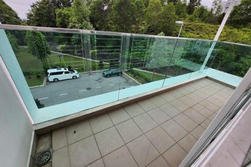 Clover Garden Residences