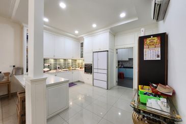 Clover Garden Residences