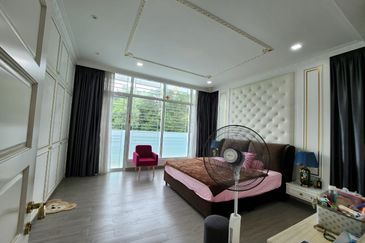 Clover Garden Residences