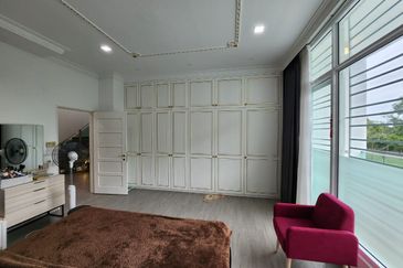 Clover Garden Residences