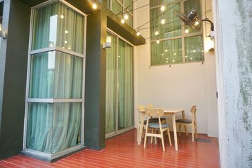 Symphony Hills Schumann