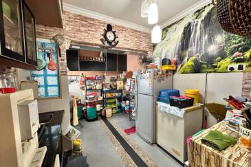 Apartment Teratai, Taman Sutera