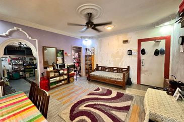 Apartment Teratai, Taman Sutera