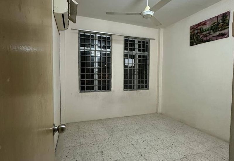 Kiambang Apartment, Taman Putra Perdana