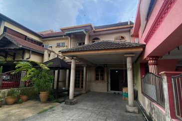 Jalan Suasana, Bandar Tun Hussein Onn