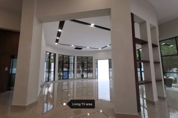 Asiaville, Bukit Antarabangsa