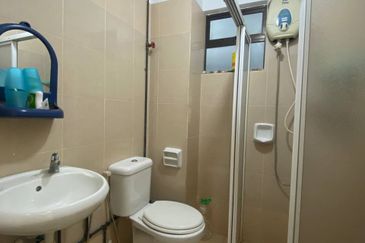 Rivercity Condominium