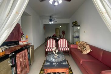 Rivercity Condominium