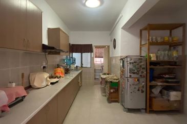 Rivercity Condominium