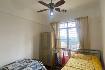 Rivercity Condominium