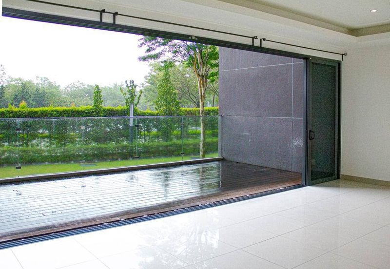 Paloma @ Tropicana Metropark