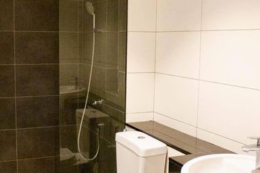 Paloma @ Tropicana Metropark