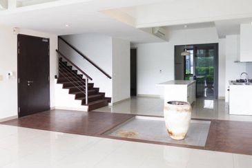 Paloma @ Tropicana Metropark