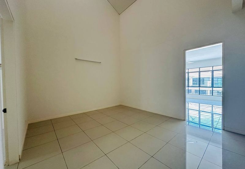 Avista @ Warisan Puteri