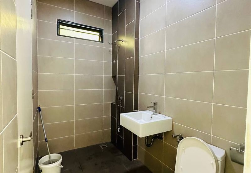 Avista @ Warisan Puteri