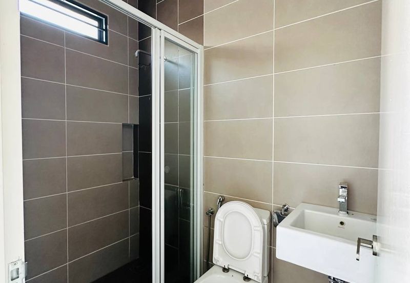 Avista @ Warisan Puteri