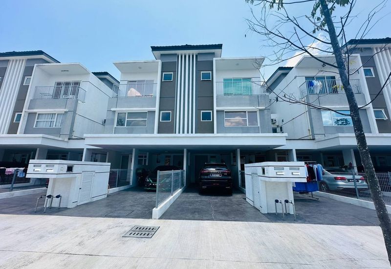 Platinum Residence @ Dengkil