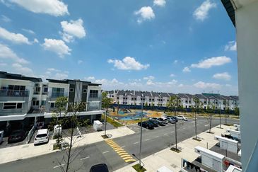 Platinum Residence @ Dengkil