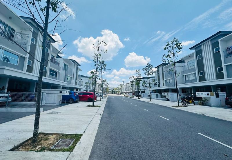 Platinum Residence @ Dengkil